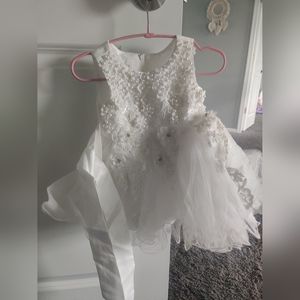 Baby dress. New never wore